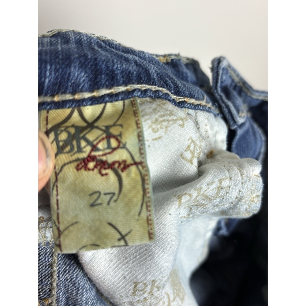 BKE Jeans Women's Size 27 Blue Medium Wash Distressed Denim Sarah Low Rise Crop - Picture 5 of 8
